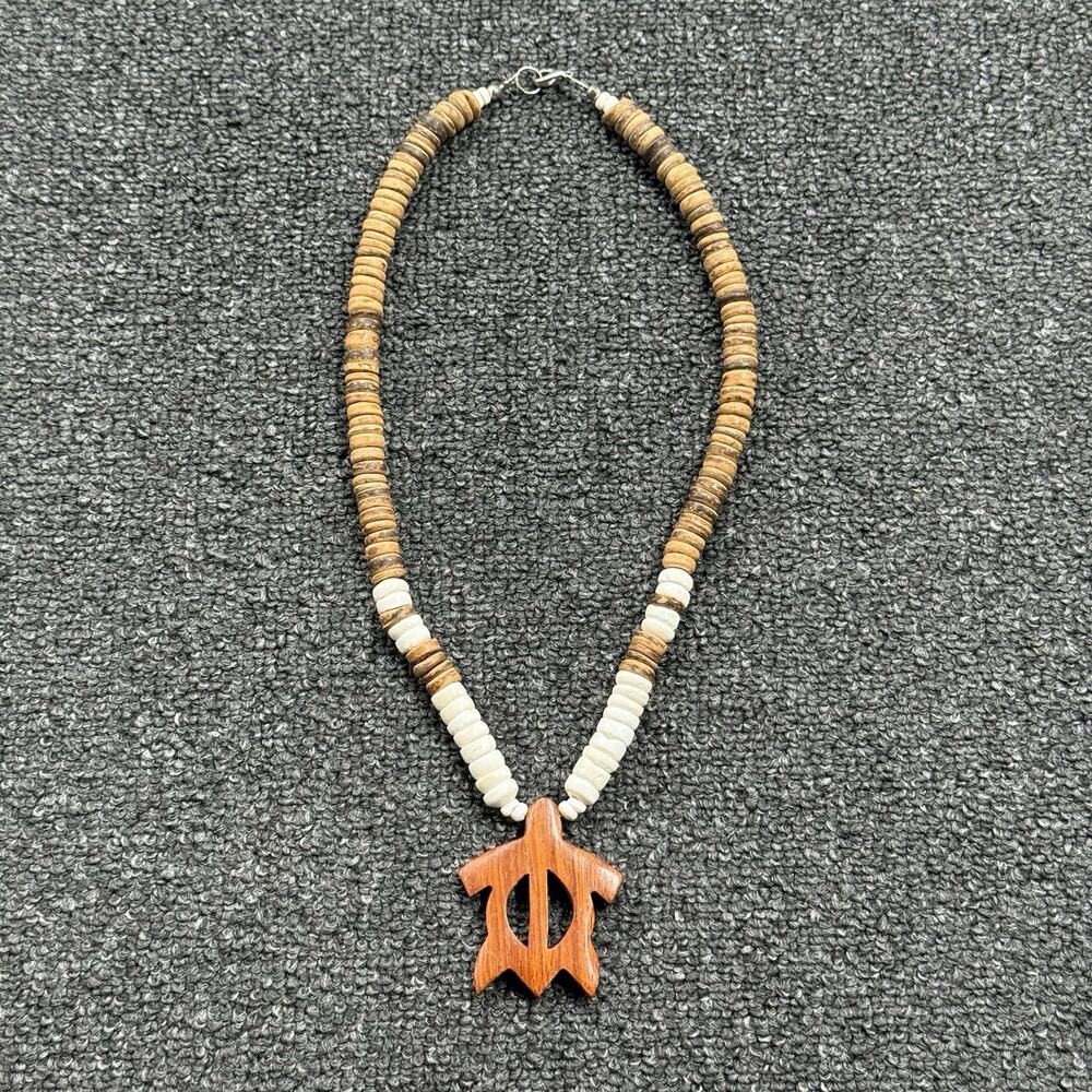 Hawaiian Wooden Sea Turtle Petroglyph Necklace Brown White Coconut Beads 12"